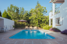 Load image into Gallery viewer, Casa Limao holiday rental villa
